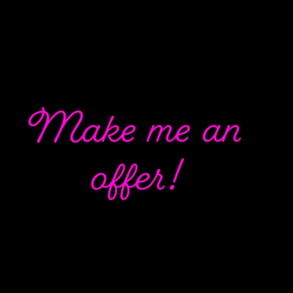 New Closet - Picture 1 of 1